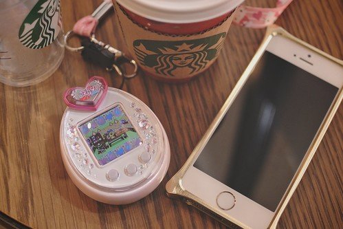 starbucks tamagotchi iphone 5s たまごっち アイカツ